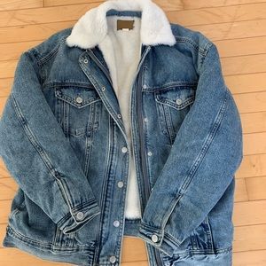 NWOT American Eagle 🦅 Faux Fur Lined Jean Jacket